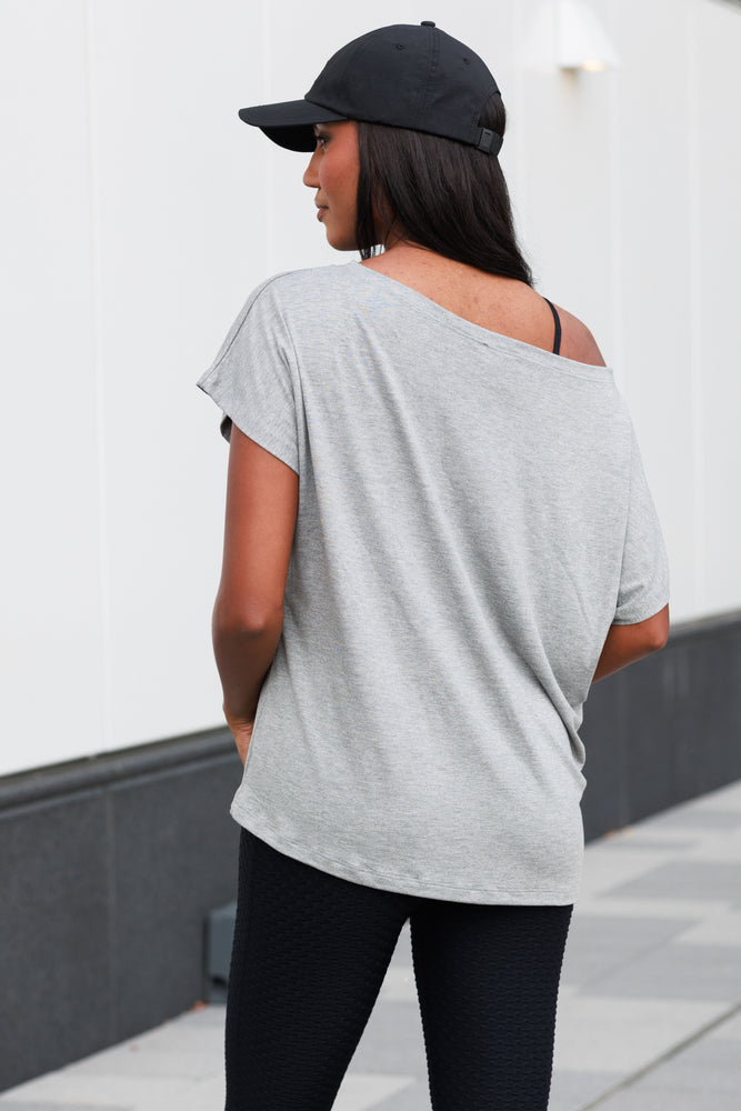 Essential Tee Grey