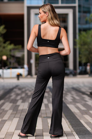 FORMFIT Flare Leggings Black