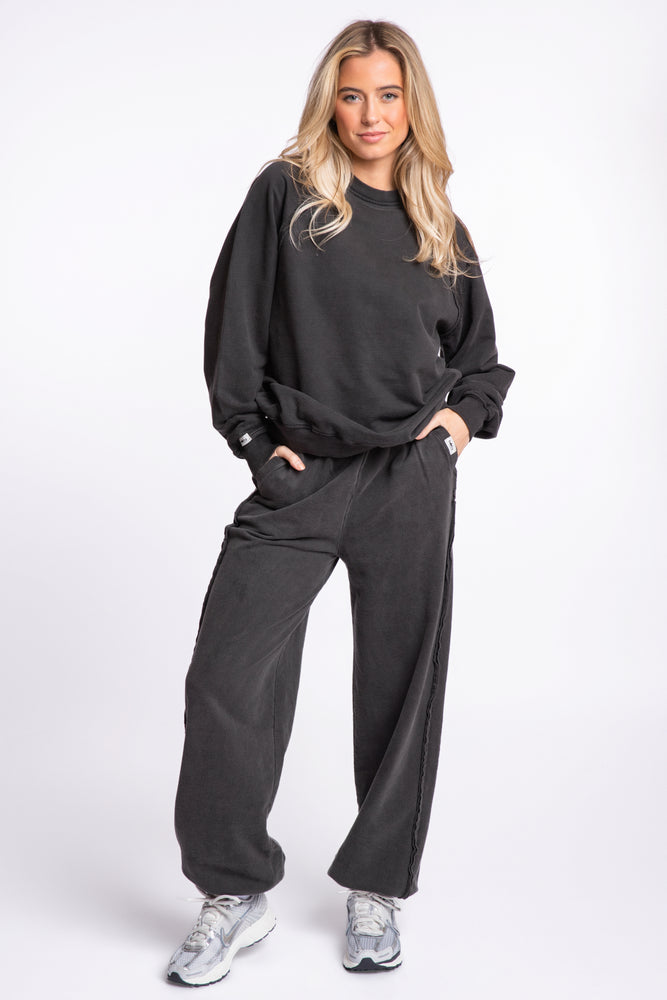 Vintage Wash Crew Ash